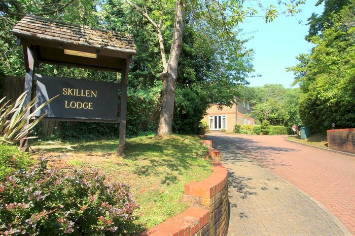 2 Bedroom Flat To Rent In Uxbridge Road, Pinner, HA5