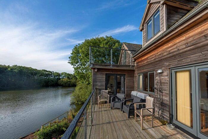 4 Bedroom Detached House For Sale In Newbridge Lakes, Newbridge Road, Burstwick, HU12