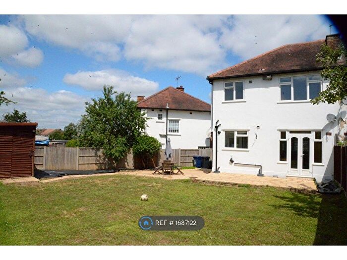 3 Bedroom Semi-detached House To Rent In Penn Close, Greenford, UB6