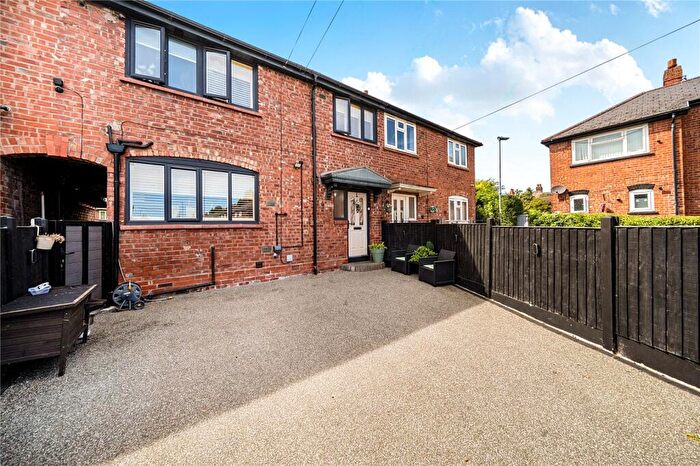 5 Bedroom Terraced House For Sale In Surbiton Road, Newton Heath, Manchester, M40