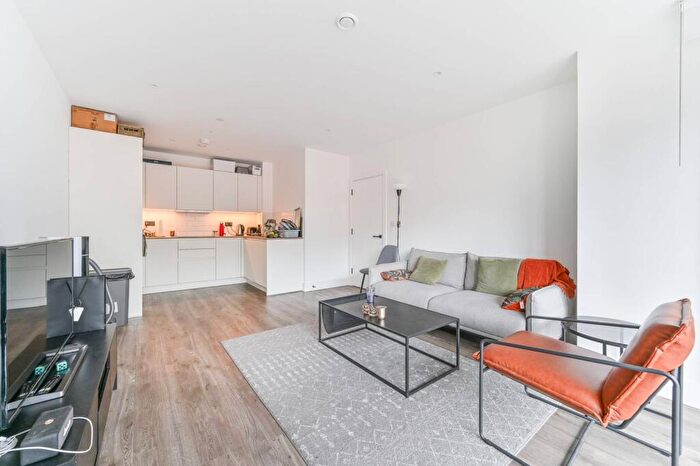 2 Bedroom Flat For Sale In Station Road, Central Croydon, Croydon, CR0