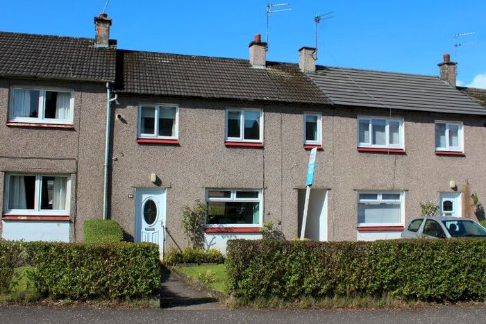 3 Bedroom Town House To Rent In Oak Drive, Lenzie, G66