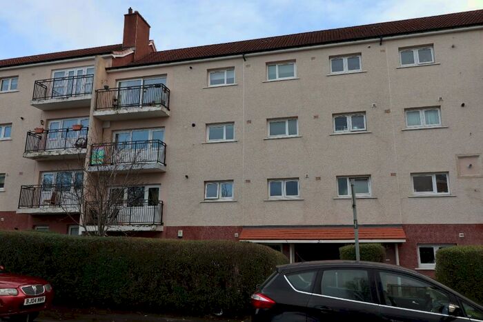 2 Bedroom Flat To Rent In Glenmore Avenue, Toryglen, Glasgow, G42