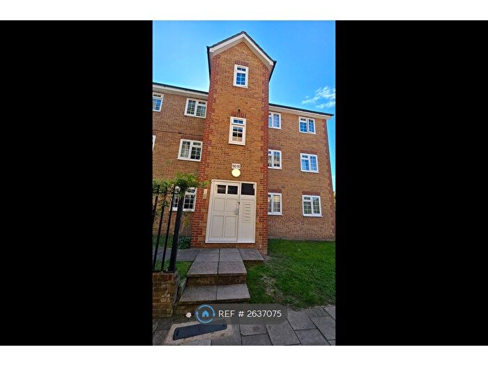 2 Bedroom Flat To Rent In Camberwell, Camberwell, SE5