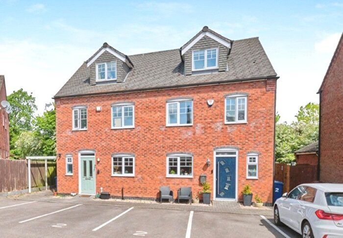 4 Bedroom Semi-detached House For Sale In Livingstone Drive, Lichfield, Staffordshire, WS14