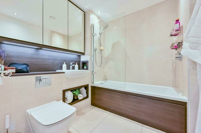 1 Bedroom Flat To Rent In Wansbeck Road, , Hackney Wick, London, E3