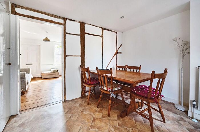 2 Bedroom Cottage For Sale In Church Road, Westbourne, PO10