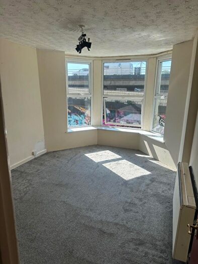 1 Bedroom Flat For Sale In Stapleton Road, Bristol, BS5