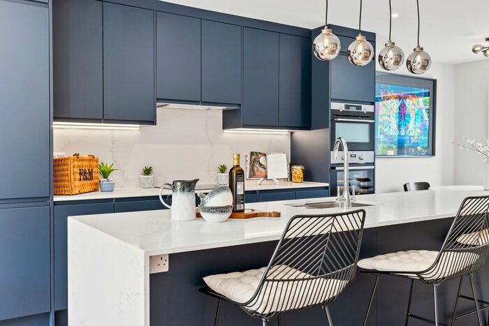 3 Bedroom Detached House For Sale In Ref: Sb - Reigate Road, Hookwood, RH6