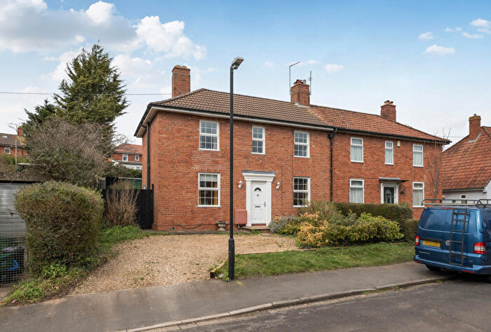 3 Bedroom Semi Detached House For Sale In The Crescent, Sea Mills, Bristol, Somerset, BS9