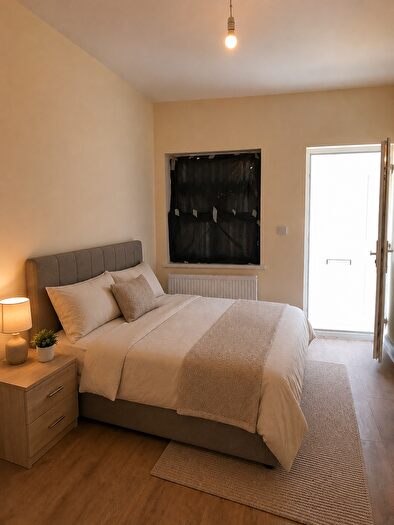 Studio To Rent In Wanstead Park Road, Ilford, IG1