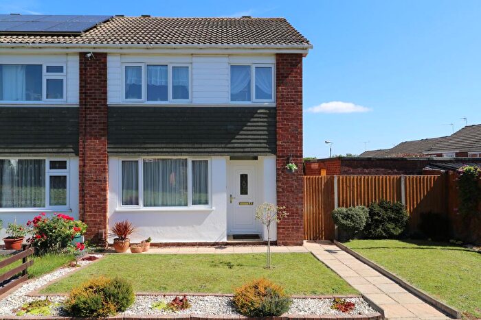 3 Bedroom Semi-Detached House For Sale In Hardy Close, Bilton, Rugby, Warwickshire, CV22