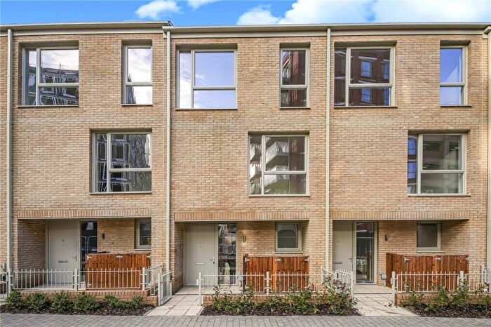 3 Bedroom Terraced House To Rent In Pinder Road, Walthamstow, London, E17