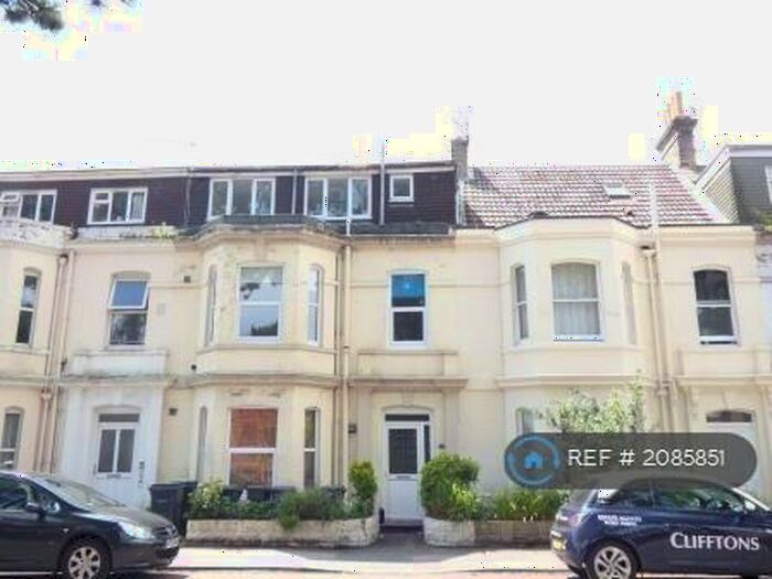 3 Bedroom Flat To Rent In Suffolk Road, Bournemouth, BH2