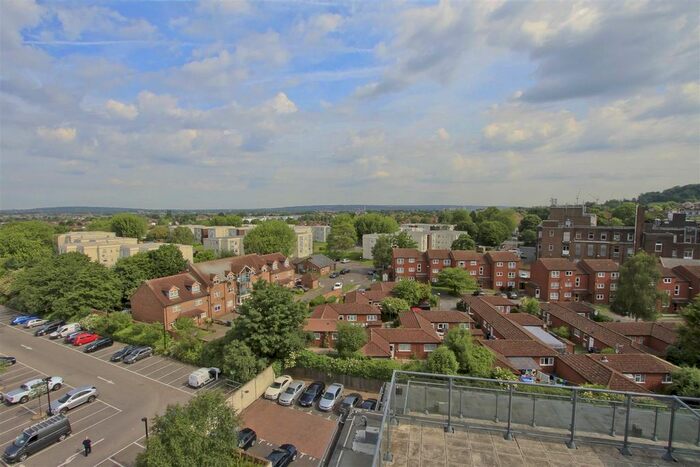 2 Bedroom Block Of Flats For Sale In East Croft House, Harrow, HA2