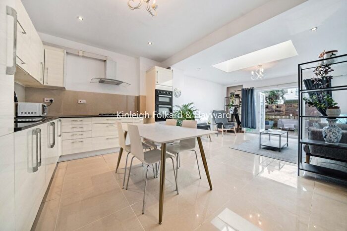 4 Bedroom Detached House To Rent In Blackshaw Road, London, SW17