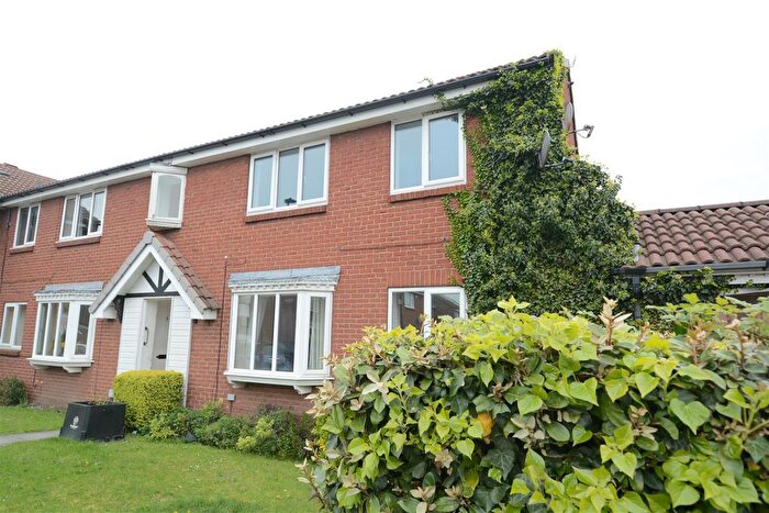 1 Bedroom Flat To Rent In Bainbridge Drive, Selby, YO8