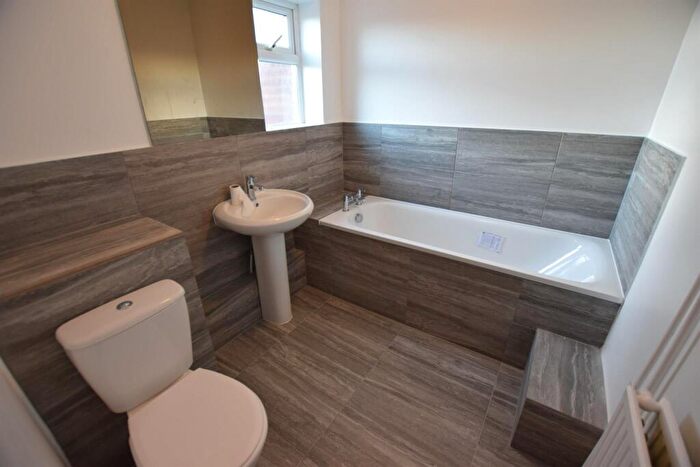 1 Bedroom Maisonette To Rent In Long Banks, Harlow, CM18