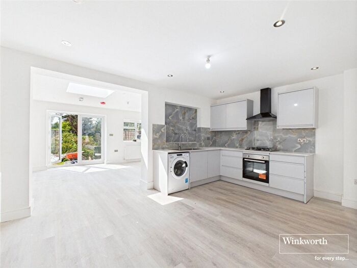 5 Bedroom Bungalow To Rent In Wychelm Road, Shinfield, Reading, Berkshire, RG2
