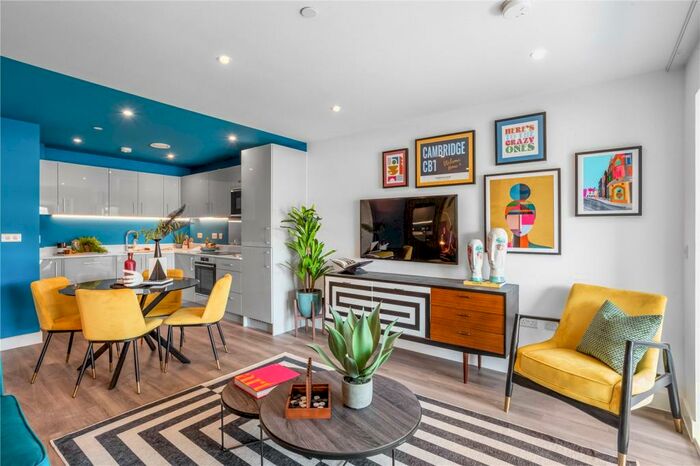 2 Bedroom Apartment For Sale In Timberworks, Cromwell Rd, CB1
