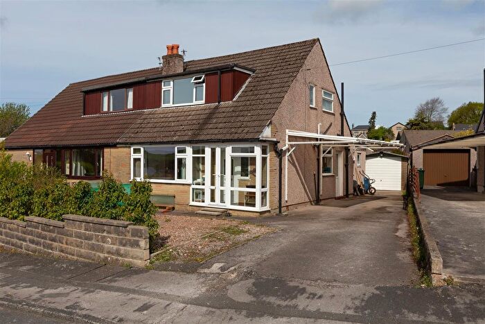 3 Bedroom Semi-detached Bungalow For Sale In Clougha Avenue, Halton, Lancaster, LA2