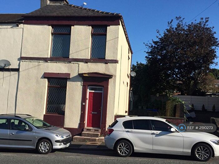 3 Bedroom Terraced House To Rent In Wakefield Road, Stalybridge, SK15