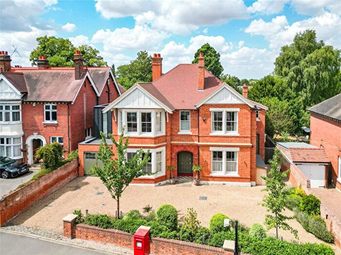 5 Bedroom Detached House For Sale In New London Road, Chelmsford, Essex, CM2