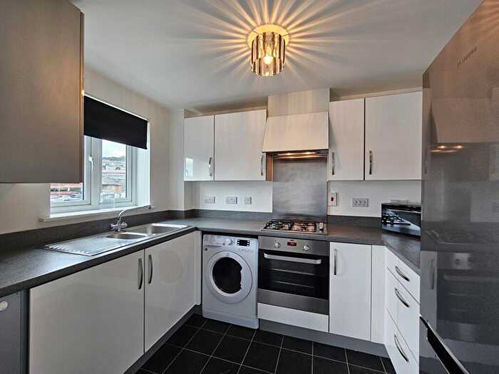 2 Bedroom Flat For Sale In New Cut Road, Swansea, City & County Of Swansea., SA1
