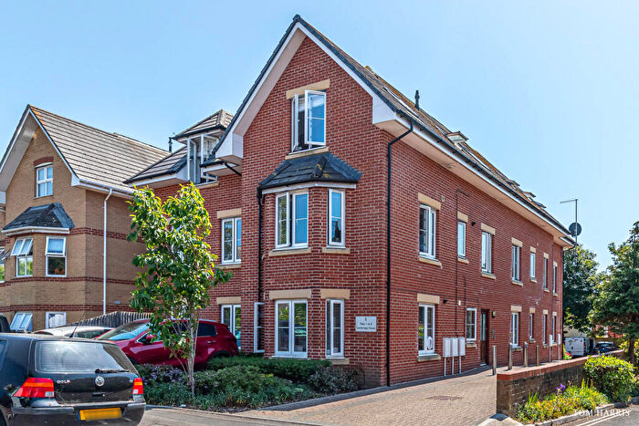 2 Bedroom Apartment For Sale In Cambridge House, Florence Road, Bournemouth, BH5