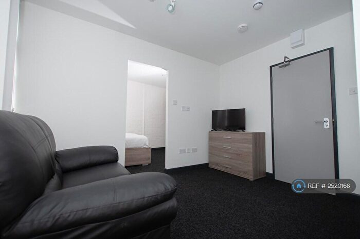 1 Bedroom Flat To Rent In Carlton House, Stoke-On-Trent, ST4