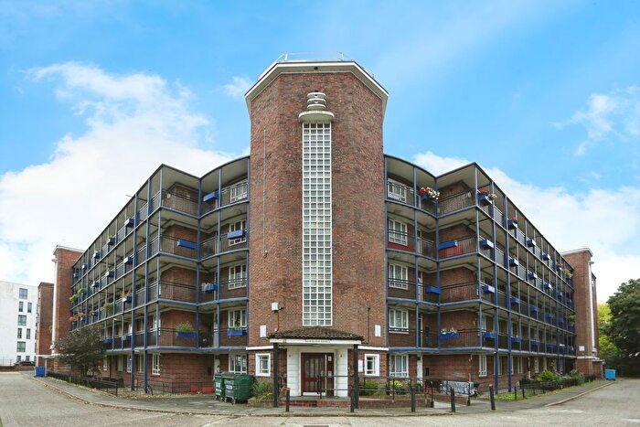 3 Bedroom Flat For Sale In Randisbourne Gardens, Bromley Road, London, SE6