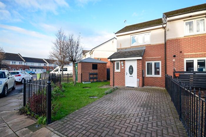 2 Bedroom Terraced House To Rent In Bittern Close, Dunston, NE11