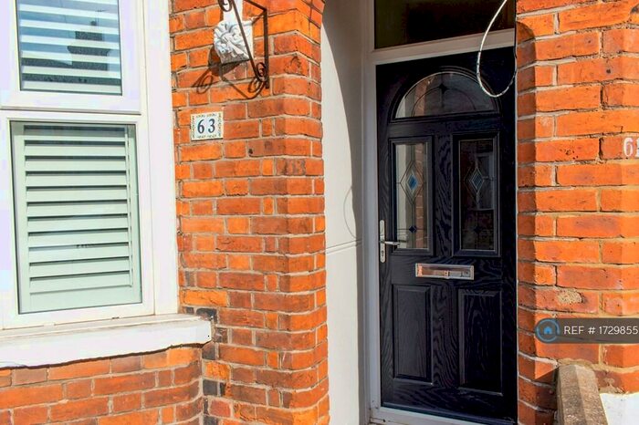 3 Bedroom Terraced House To Rent In Hartington Street, Bedford, MK41