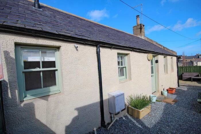 2 Bedroom Cottage For Sale In South High Street, Portsoy, AB45