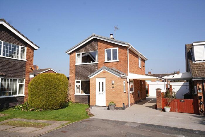 3 Bedroom Detached House For Sale In Dulverton Close, Loughborough, LE11