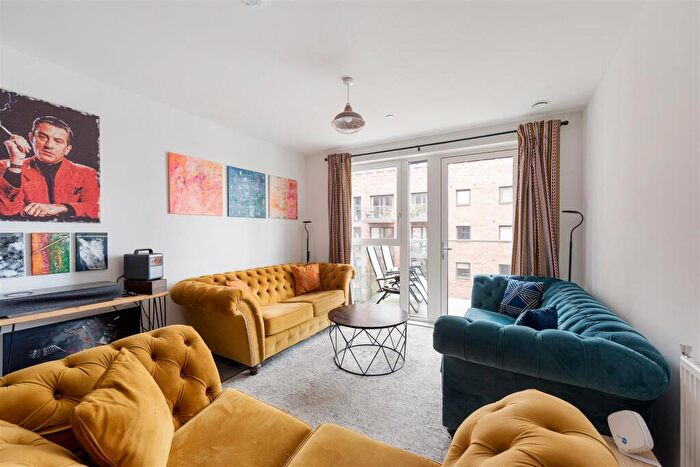 3 Bedroom Apartment For Sale In Green Street, Upton, E13