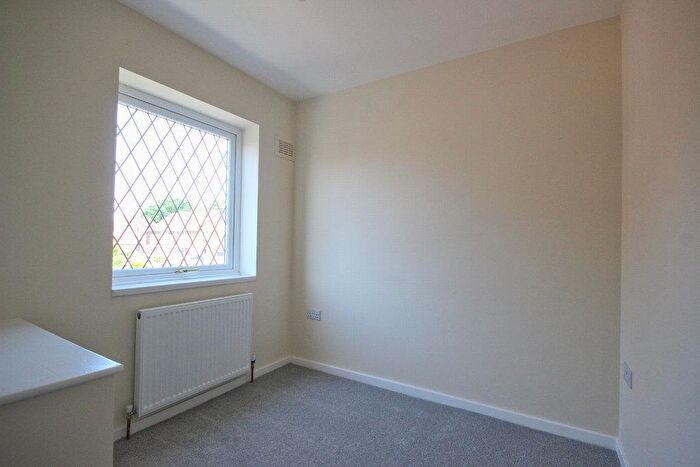 3 Bedroom House To Rent In Wake Avenue, Cottingham, HU16