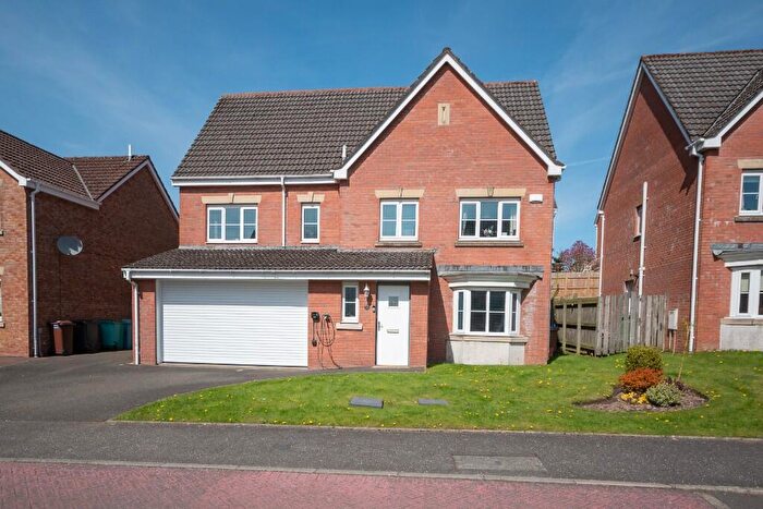 7 Bedroom Detached House For Sale In Hopepark Drive, Smithstone, Cumbernauld, G68