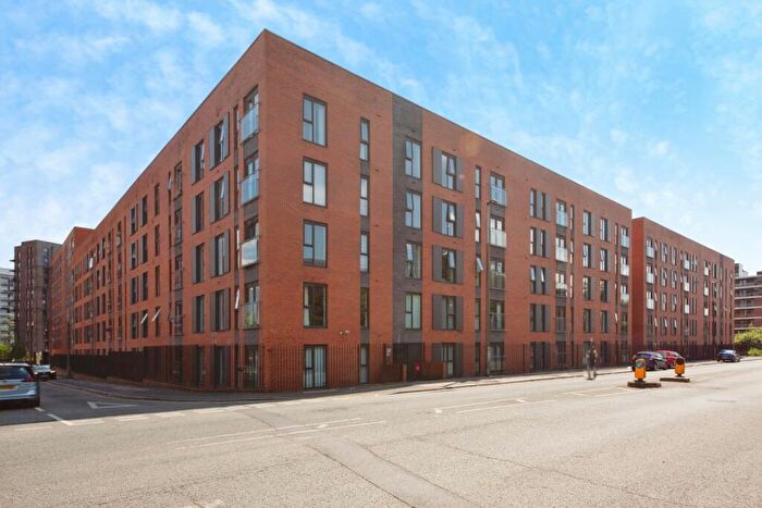 3 Bedroom Flat For Sale In Derwent Street, Salford, Lancashire, M5