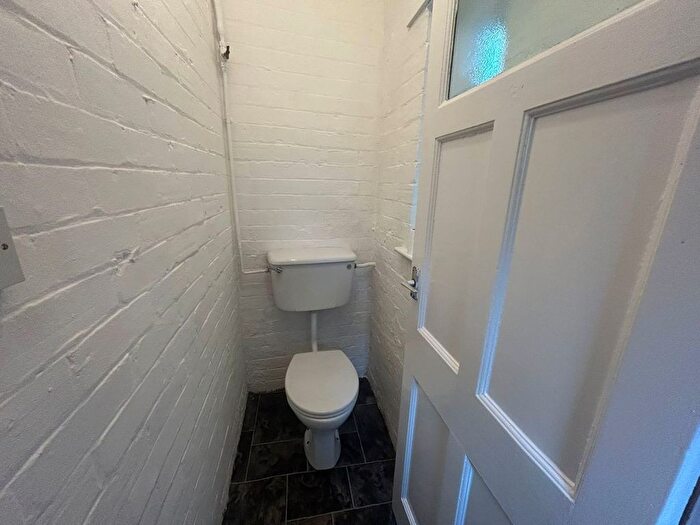 1 Bedroom Flat To Rent In Chamberlain Road, Hull, HU8