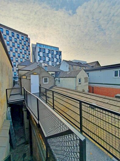 1 Bedroom Studio To Rent In City Road, Roath, Cardiff, CF24