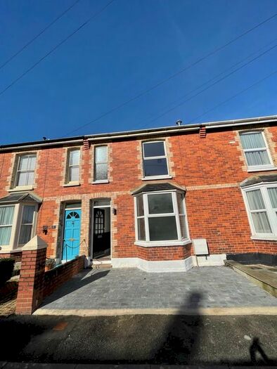 3 Bedroom Property To Rent In Ford Valley, Dartmouth, TQ6