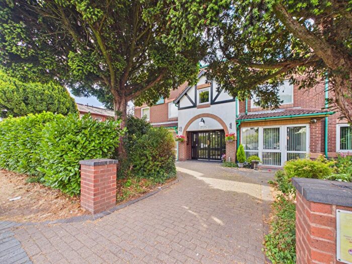 1 Bedroom Apartment For Sale In Beech Court, Mapperley, Nottingham, NG3