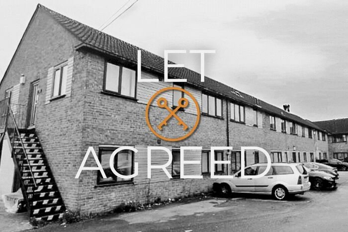 1 Bedroom Apartment To Rent In Coachbuilders House, Shrivenham Road, Old Town, Swindon, SN1