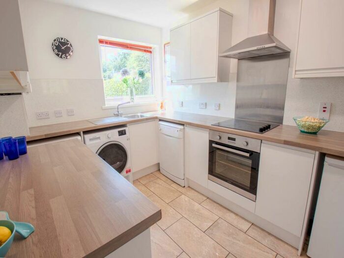 4 Bedroom House To Rent In Sundridge Close, Canterbury, Kent, CT2