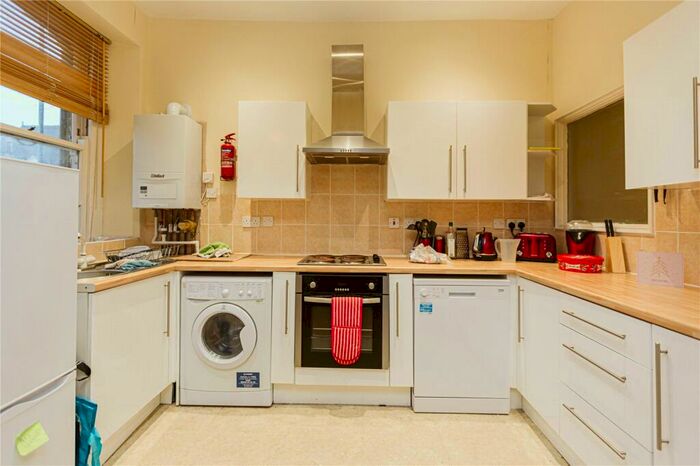 2 Bedroom Apartment To Rent In Clifton Park Road, Clifton, Bristol, BS8