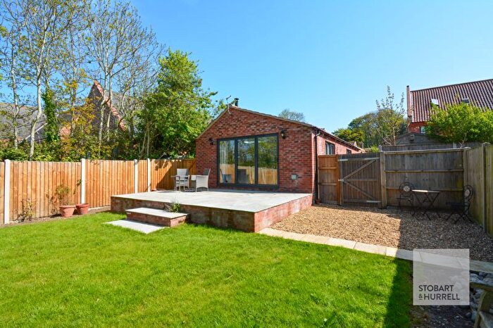 4 Bedroom Semi-Detached House For Sale In Wayside Stables, The Street, Happisburgh, Norfolk, NR12