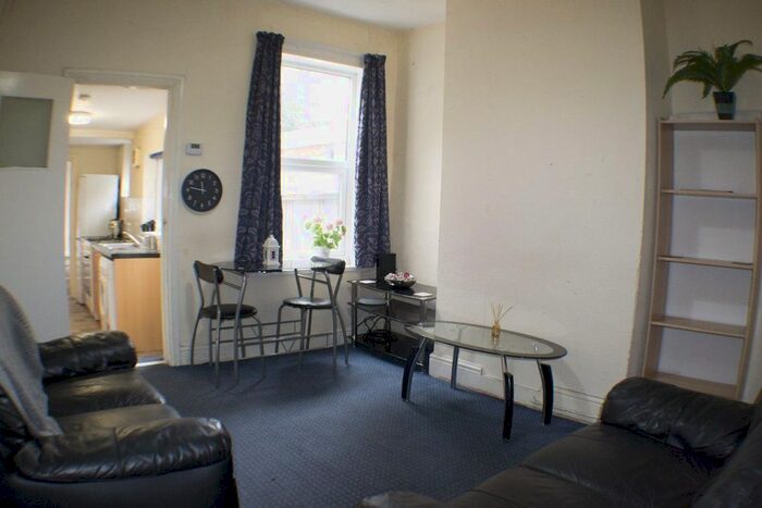 4 Bedroom Property To Rent In Alton Road, Birmingham, B29