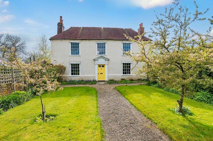 4 Bedroom Detached House For Sale In Street End Road, Sidlesham Common, PO20