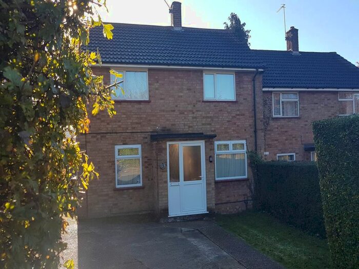 4 Bedroom Property To Rent In Blackthorne Close, Hatfield, Hertfordshire, AL10